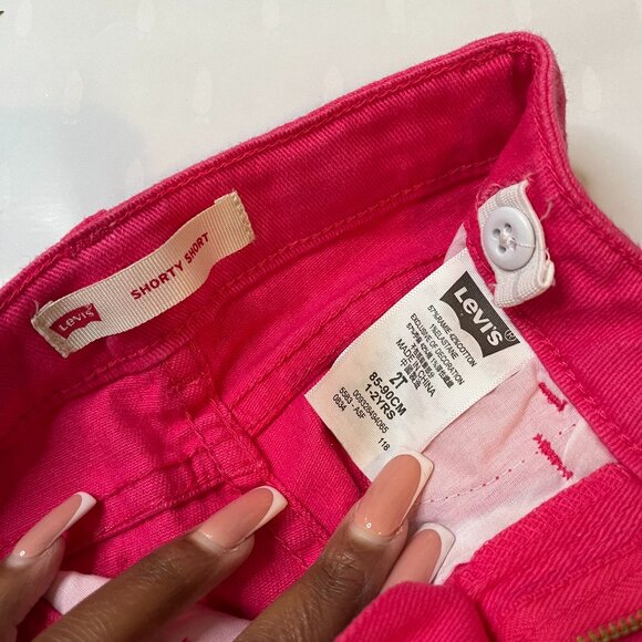 Adorable Levi's Shorts Bundle - Toddler Size 2T - Picture 5 of 13